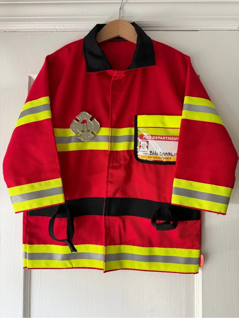 Melissa & Doug Unisex Fire Chief Role Play Costume Set, Sizes 3-6 yrs